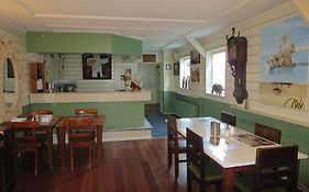 Bed And Coffee Het Kraaienest Bed And Breakfast
